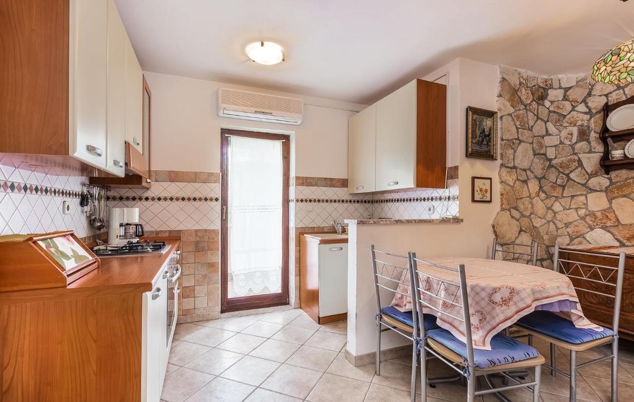 Appartamento Jelena Porec Esterno foto